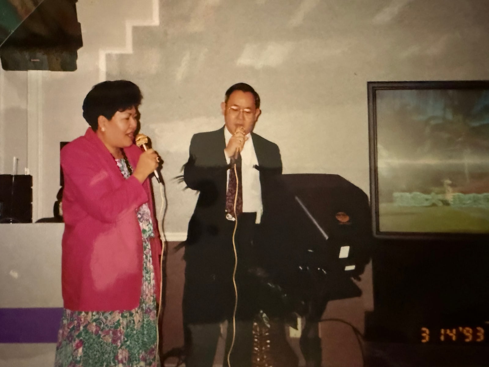 Singing together, 1993